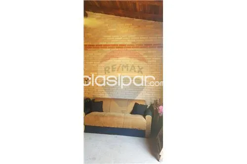 Vendo casa en Ñemby, Barrio Mbocayaty — foto 3