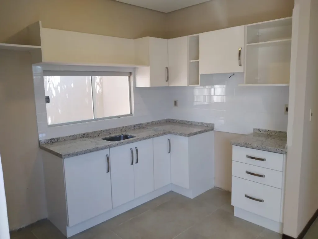 Vendo Duplex en Lambare. Zona Hospital del Corazón. Cod LM — foto 3