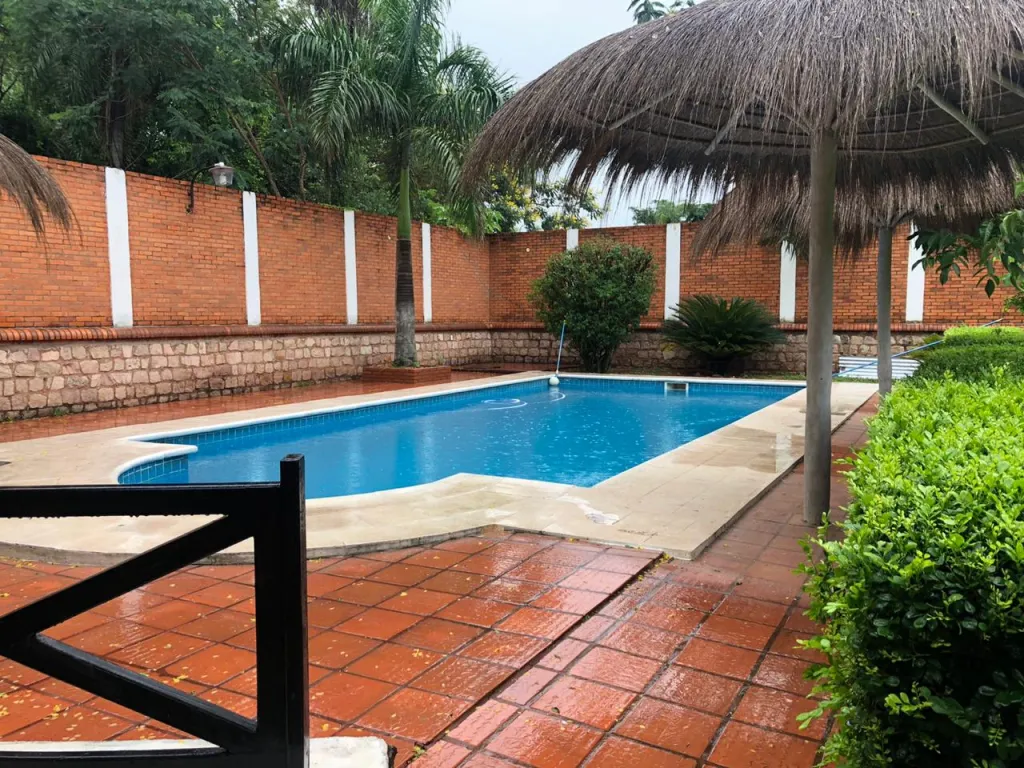 Alquilo hermosa casa Zona PEDROZO YPACARAÍ — foto 2