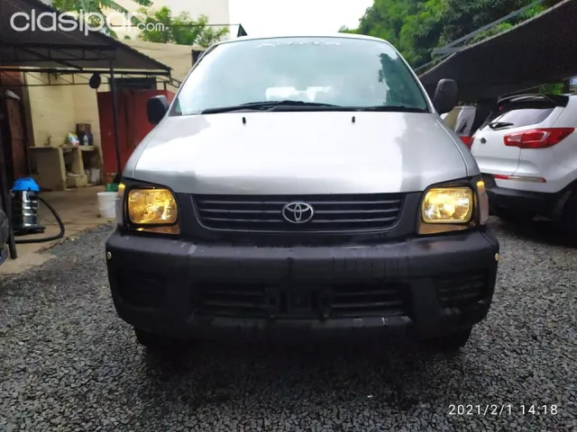 Toyota Noah 2000 - foto 2