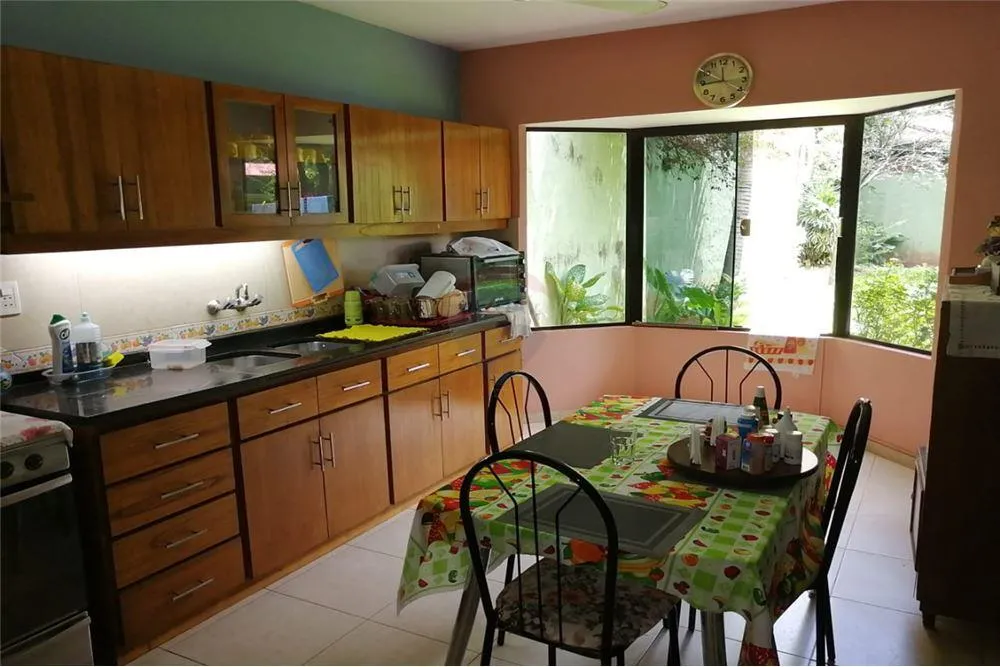 VENDO CASA EN ESQUINA FDO DE LA MORA ZONA NORTE 240,000 USD — foto 3