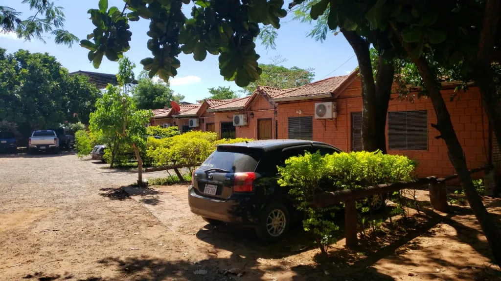 Vendo Hermosos Chalet En Barrio Cerrado En Lambaré — foto 2