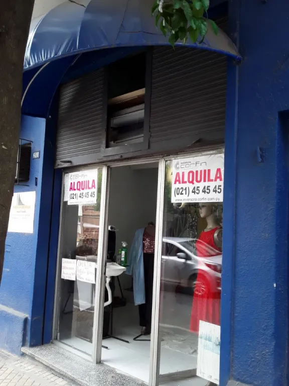SALON COMERCIAL - ideal comercio o vivienda - DE 45M2 SOBRE MONTEVIDEO Y GRAL DIAZ. CENTR0 — foto 2