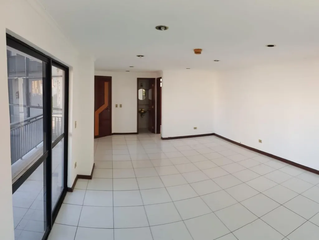 Alquilo Departamento de 3 habitaciones en el Centro de Asunción — foto 2