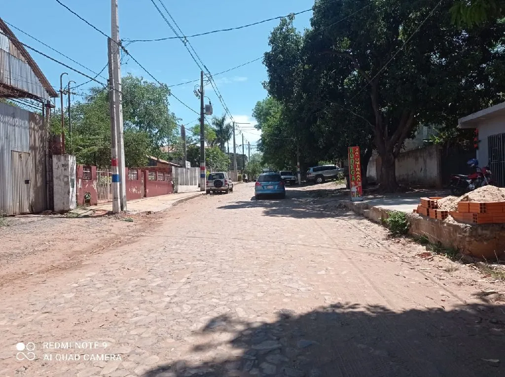 Vendo tinglado con casa en esquina — foto 3