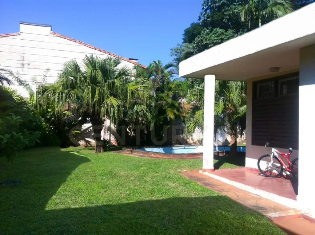 Vendo casa en oferta sobre Avda. Kubitschek — foto 2