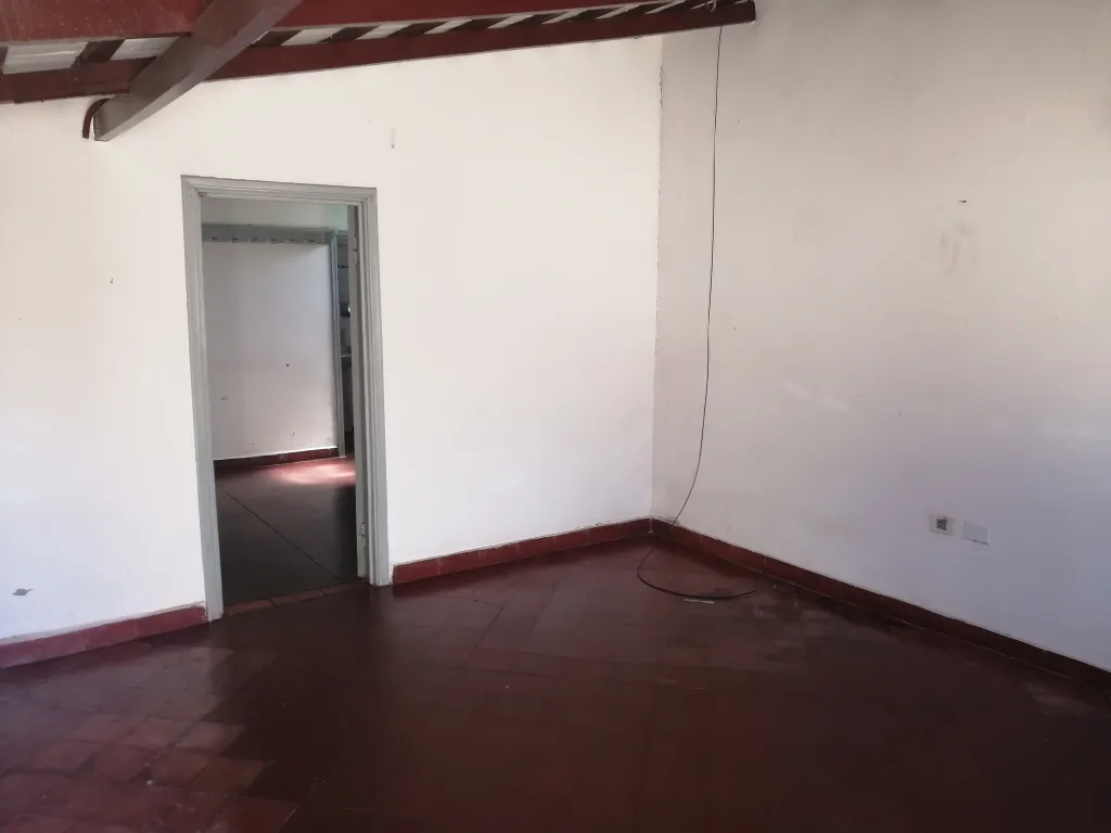ZONA PIZARRO Y UNIV. CATÓLICA 1.200.000 GS. — foto 2