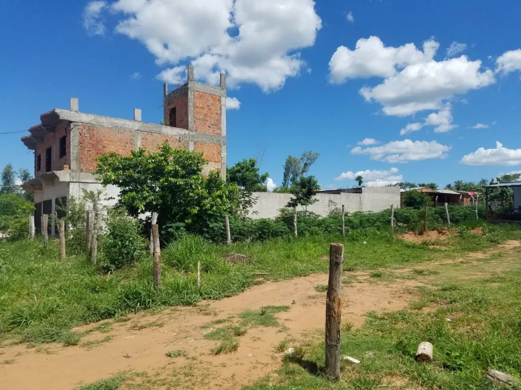 Limpio Paso Correo Vendo hermoso terreno — foto 2