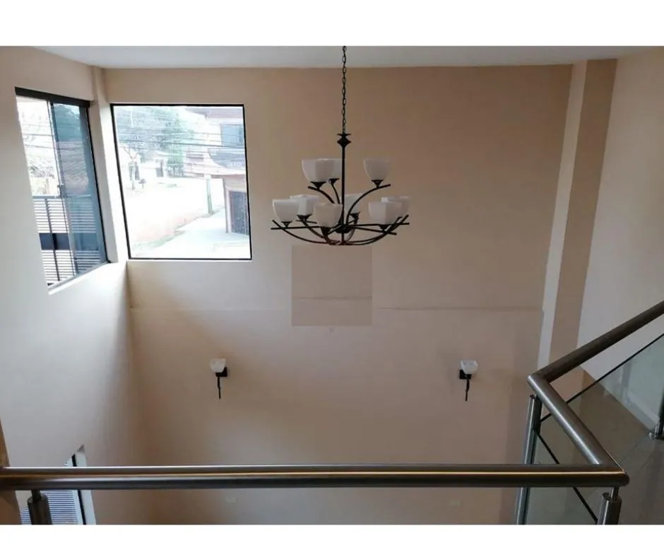 Hermoso triplex a estrenar en Villa Elisa. 700,000,000 ₲ — foto 3