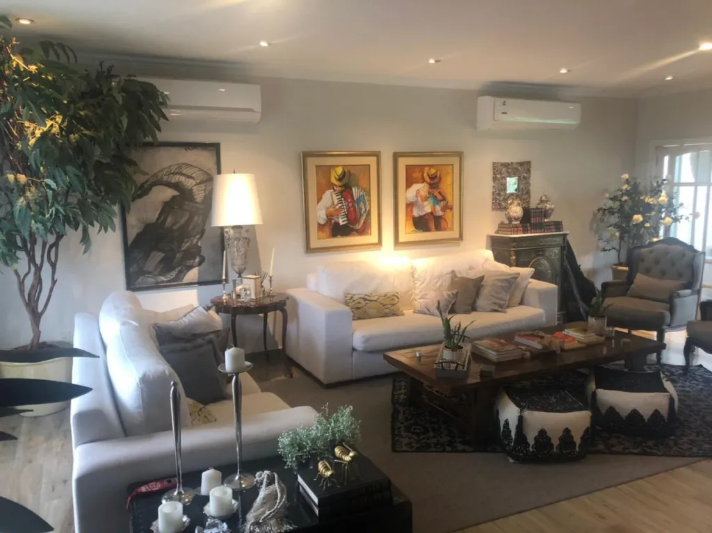 HERMOSA RESIDENCIA EN BARRIO YCUA SATI — foto 2
