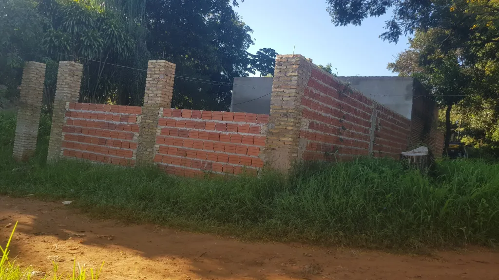 2 terrenos con casa, títulos y muralla. — foto 3