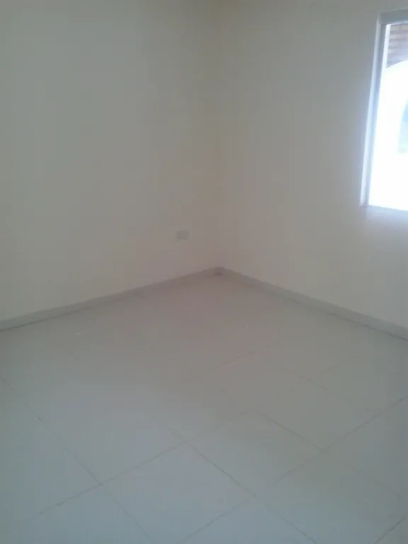 CASA 2 DORMITORIOS CON SALONES COMERCIALES - VILLA CERRO CORA LAMBARE — foto 3