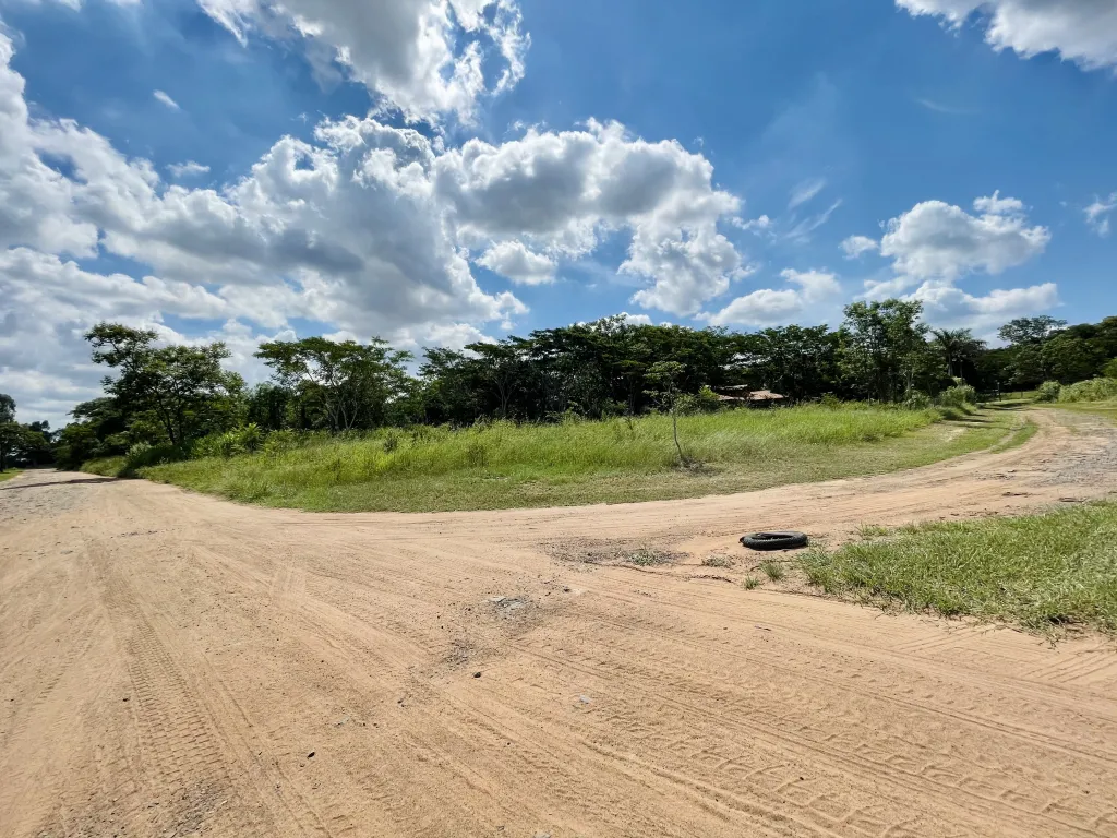 Vendo 2 lotes juntos en esquina en Surubií, zona Exa Goethe. — foto 2