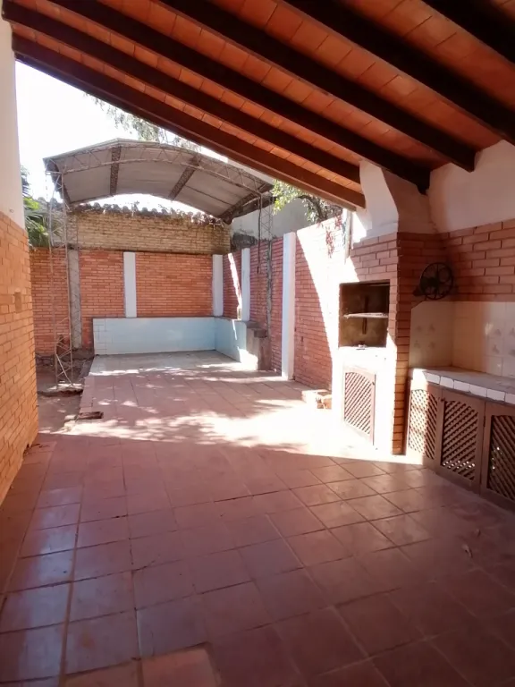 Casa en el centro mismo de Ñemby — foto 2
