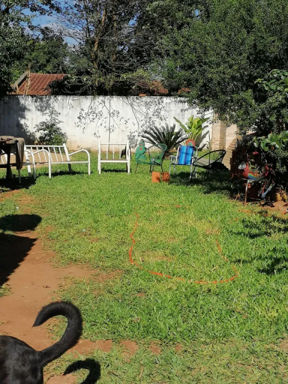 VENDO CASA EN SAN LORENZO. Sobre asfalto. — foto 3