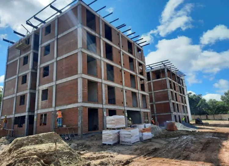 DEPARTAMENTO NUEVO EN LUQUE CON AMPLIAS FACILIDADES PARA ADQUIRIRLO. — foto 2