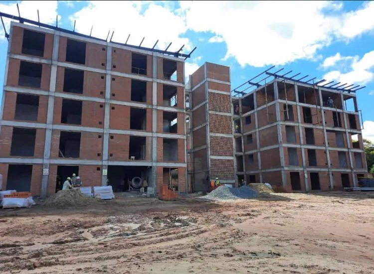 DEPARTAMENTO NUEVO EN LUQUE CON AMPLIAS FACILIDADES PARA ADQUIRIRLO. — foto 3