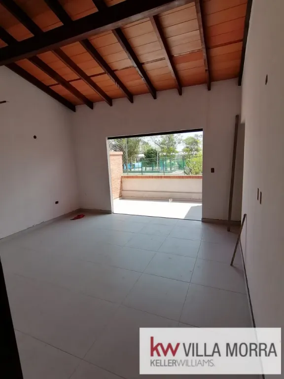 DUPLEX EN BARRIO CERRADO - LUQUE ZONA CIT — foto 2