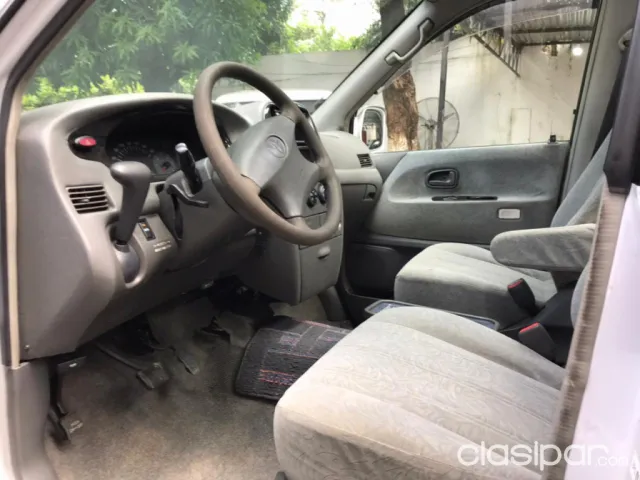 Toyota Noah 2001 - foto 8