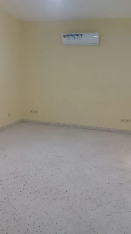 DEPARTAMENTO DE 1 DORMITORIO ZONA CENTRO - ALBERDI ESQUINA OLIVA — foto 2