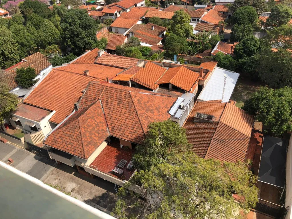 PROPIEDAD 600 M2 EN INMEJORABLE UBICACION, EN EL MEDIO DE ASUNCION — foto 2