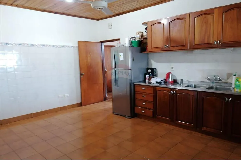 Residencia en Venta en pleno centro de Hohenau. — foto 3