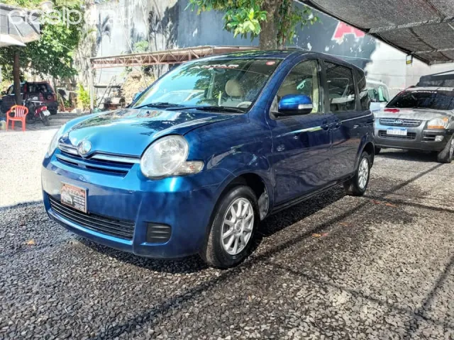 Toyota Sienta 2008 - foto 2