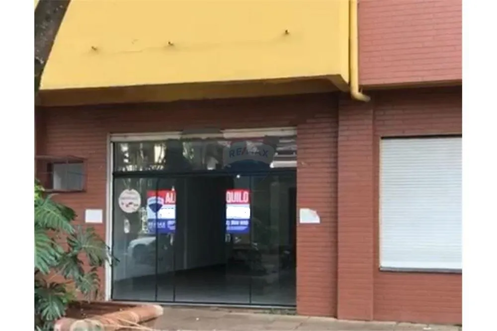 Vendo salón comercial de 150 m2 en pleno centro de Encarnación — foto 2