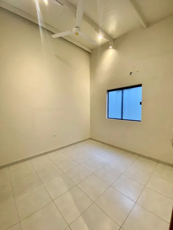 ALQUILO DUPLEX DE 2 HABITACIONES EN LOMA PYTA — foto 3