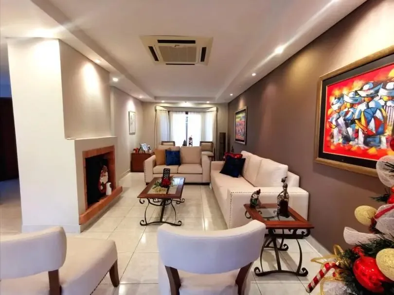Vendo vivienda en Asunción zona UCA — foto 3