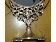 Vendo espejo bronce con aumento