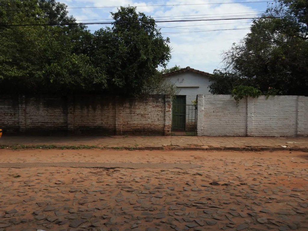 PROPIEDAD EN EXCELENTE UBICACION — foto 2