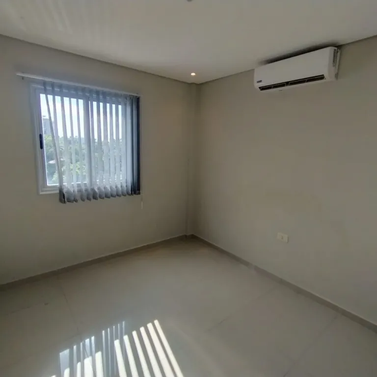 DEPARTAMENTO EN BARRIO JARA - ZONA UNIV. AMERICANA — foto 2