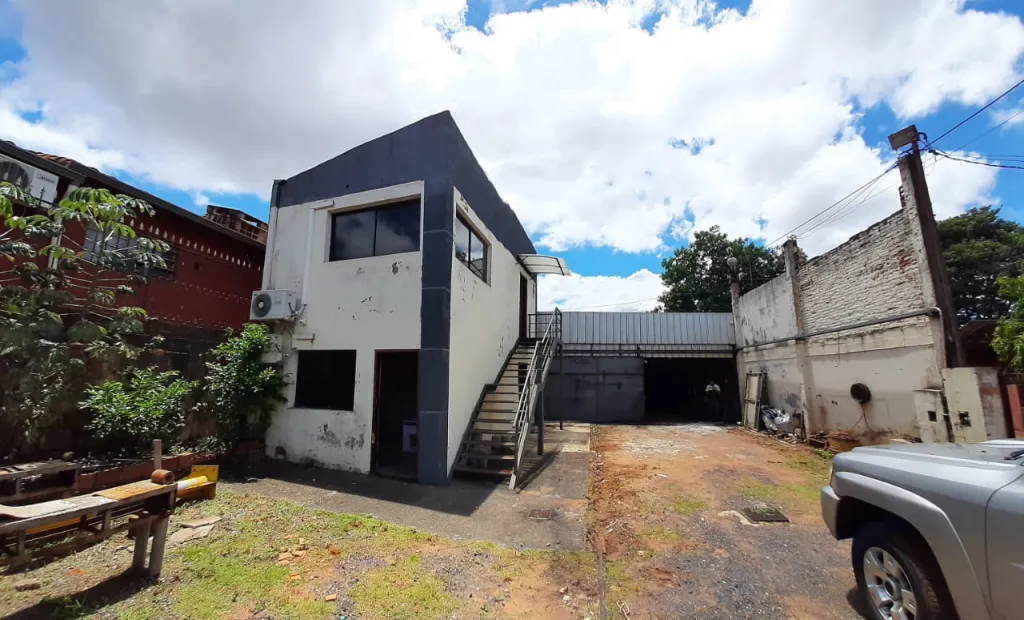 ACCESO SUR – 3 BOCAS: 192M2 DEPOSITO + OFICINAS - 10.000.000 GS. — foto 2