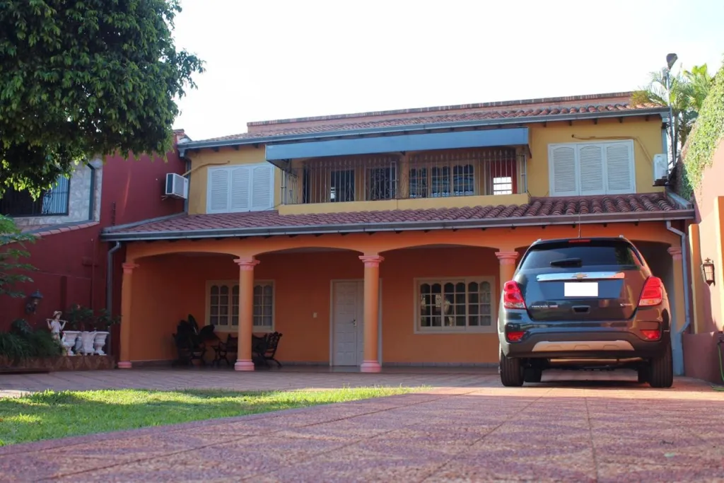 Vendo hermosa casa en la ciudad de Ñemby, Bo. Mbokajaty. — foto 2