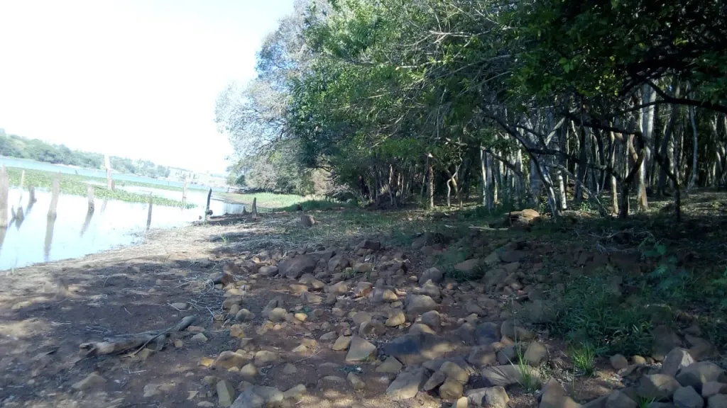 HERMOSO TERRENO A ORILLAS DEL ACARAY!!! — foto 2