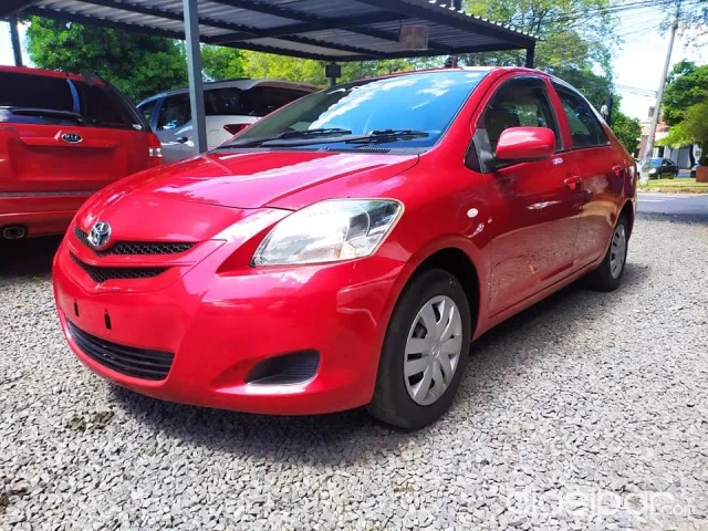 Toyota Belta 2008 - foto 2
