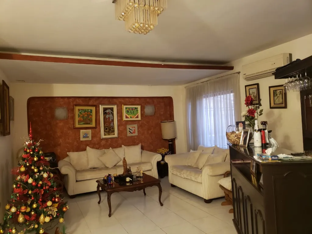 CASA EN LAMBARE — foto 2