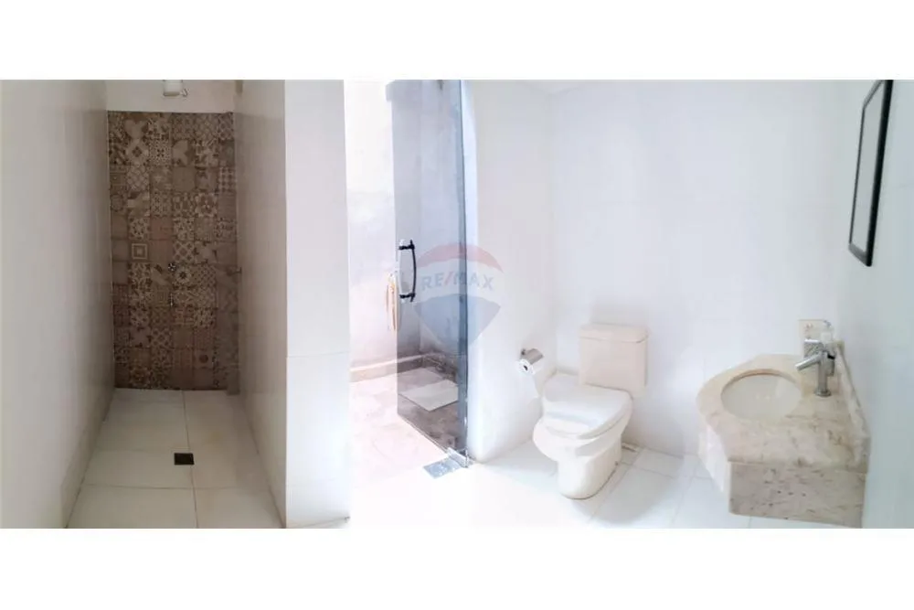 LUQUE- EN VENTA CASA EN ZONA RAKIURA BO. LOMA MERLO — foto 3