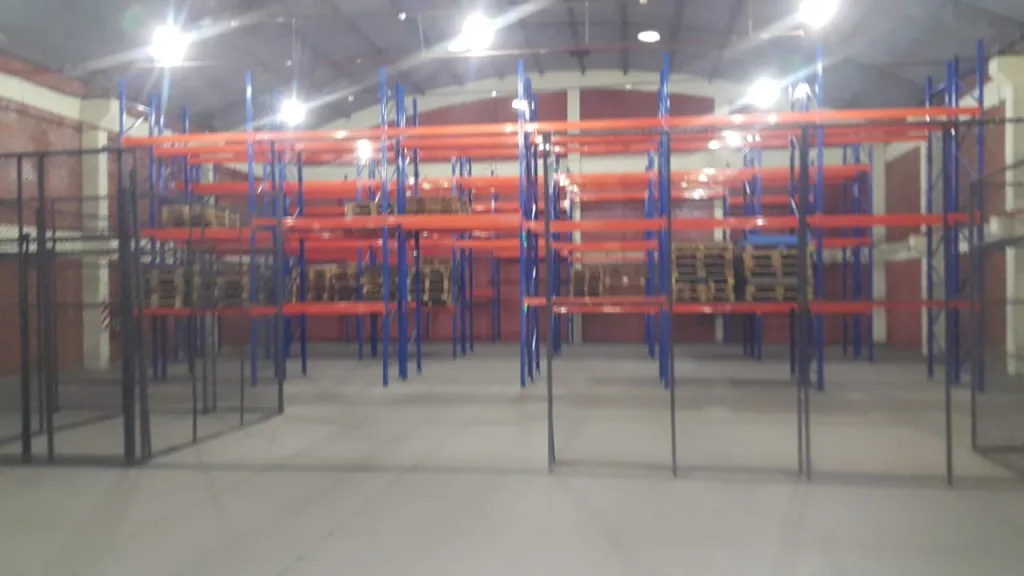 Tinglado Deposito Galpon con Racks Espectacular OFERTA! Posesion Inmediata — foto 3