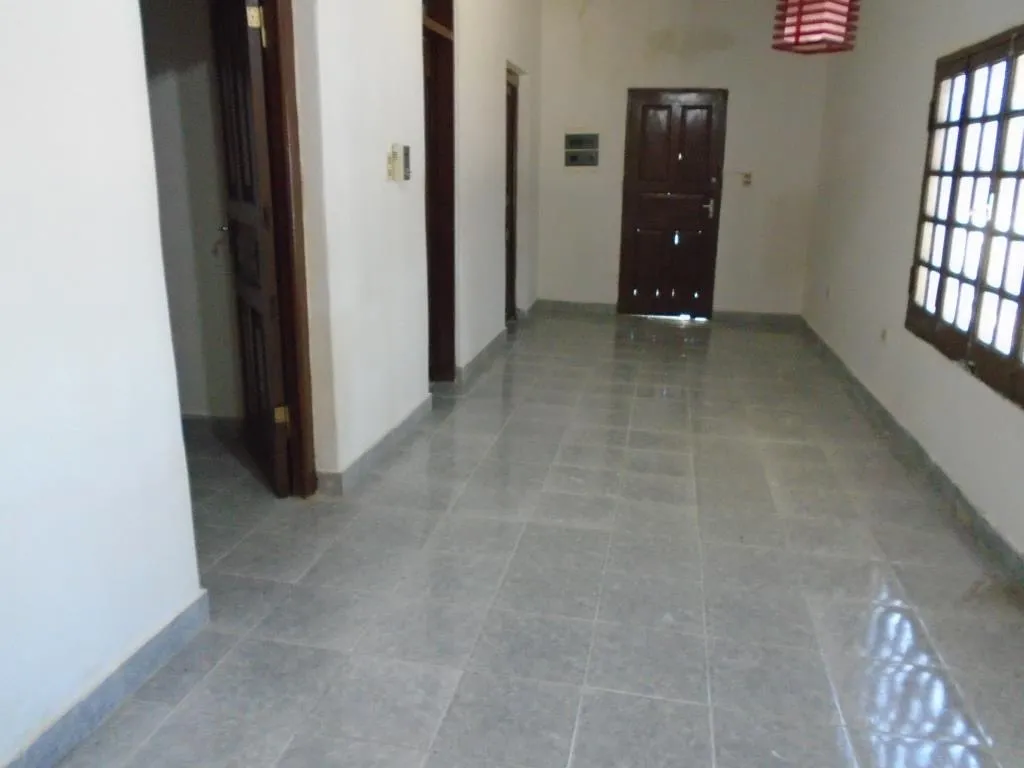 Se Vende casa para vivienda u oficina zona Mercado 4 — foto 2
