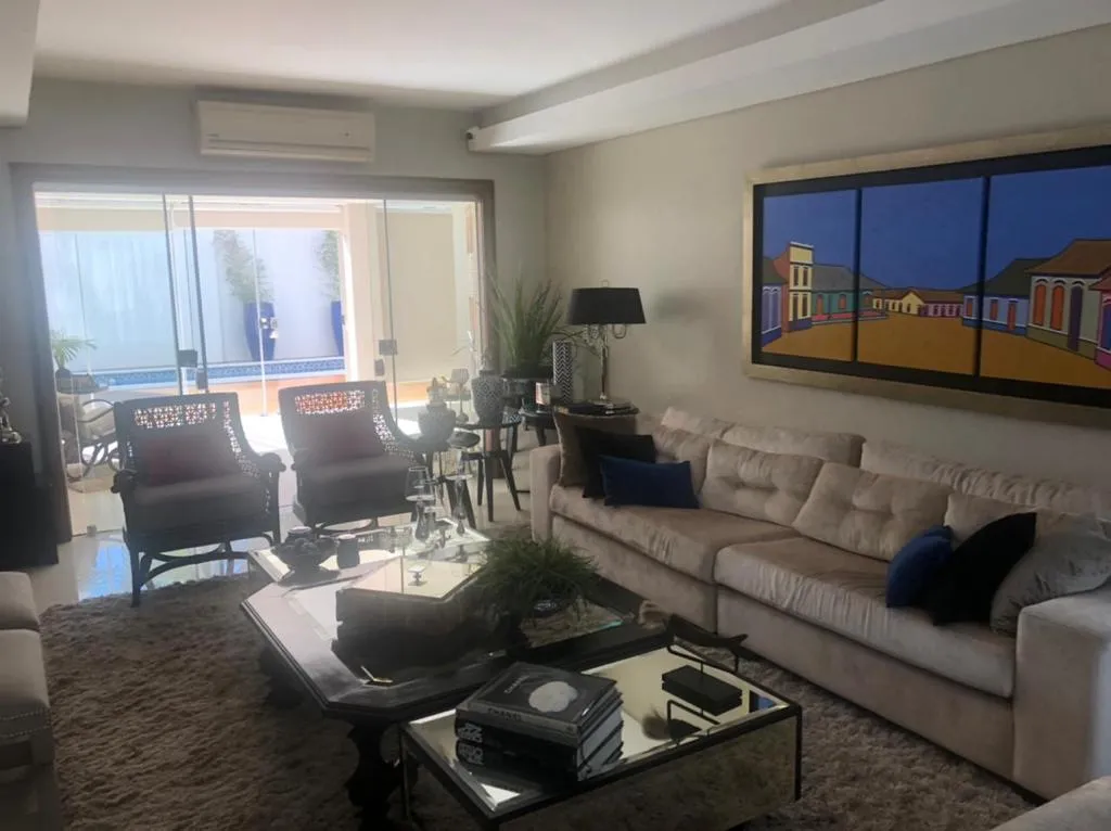 EL DORADO - SEMINARIO: ELEGANTE RESIDENCIA 4 SUITES, JARDÍN, PISCINA, SEGURIDAD, 4.500 USD — foto 3