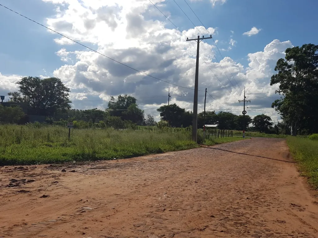 VENDO TERRENO A 30MTS DE LA RUTA A NUEVA ITALIA - INMEJORABLE UBICACION — foto 2