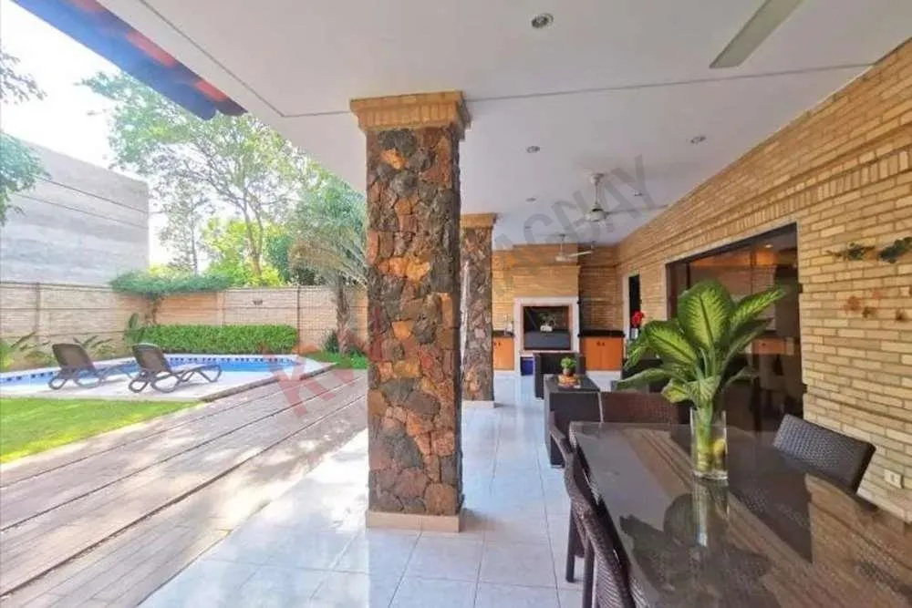 EN VENTA FINA RESIDENCIA ZONA UCA — foto 3