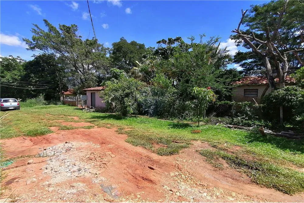 VENTA DE 3 LOTES JUNTOS EN EL CENTRO DE LUQUE — foto 3
