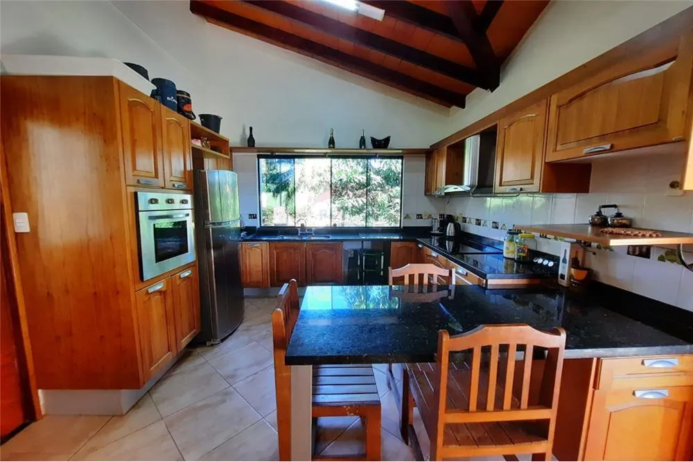 VENDO HERMOSA RESIDENCIA - PARANA COUNTRY CLUB 580,000 USD — foto 3