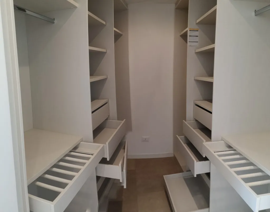 OFERTA DEPARTAMENTO ASUNCIÓN EDIFICIO TRIESTE — foto 2