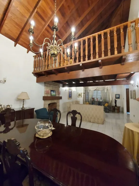 Vendo Amplia Vivienda sobre la Ruta Gral Aquino — foto 3