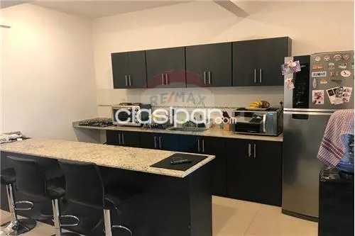 EN VENTA HERMOSO DUPLEX EN LUQUE — foto 3