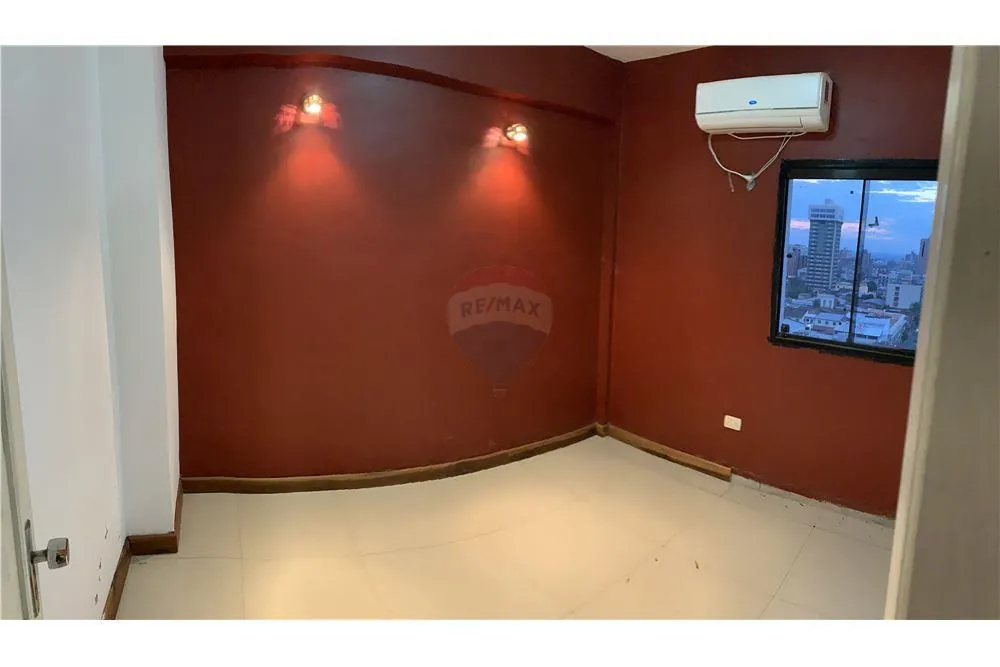 VENDO DEPARTAMENTO CON 4 HABITACIONES Y 3 COCHERAS — foto 3